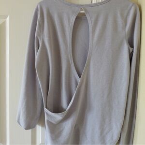 Women's Light Lavender Open-Back Long Sleeve Top